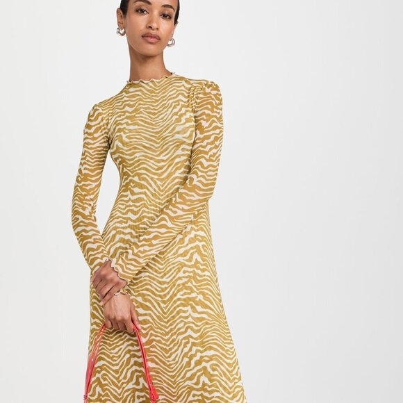 Resa Lyon Dress in Kuma - Picture 5 of 16